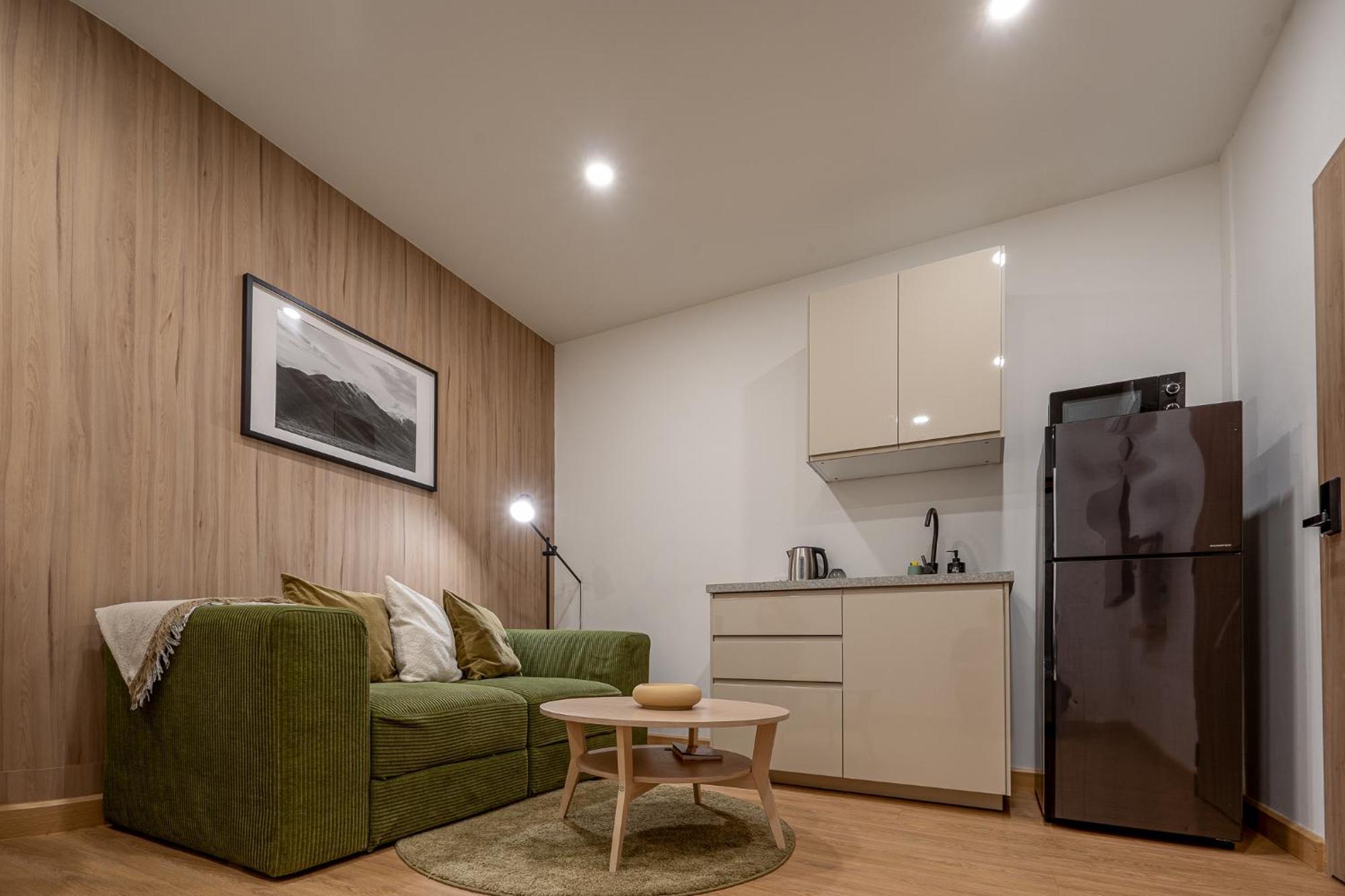 2 Bed 2 Bath / Luxury / 1 Min Walk To Bts Asok