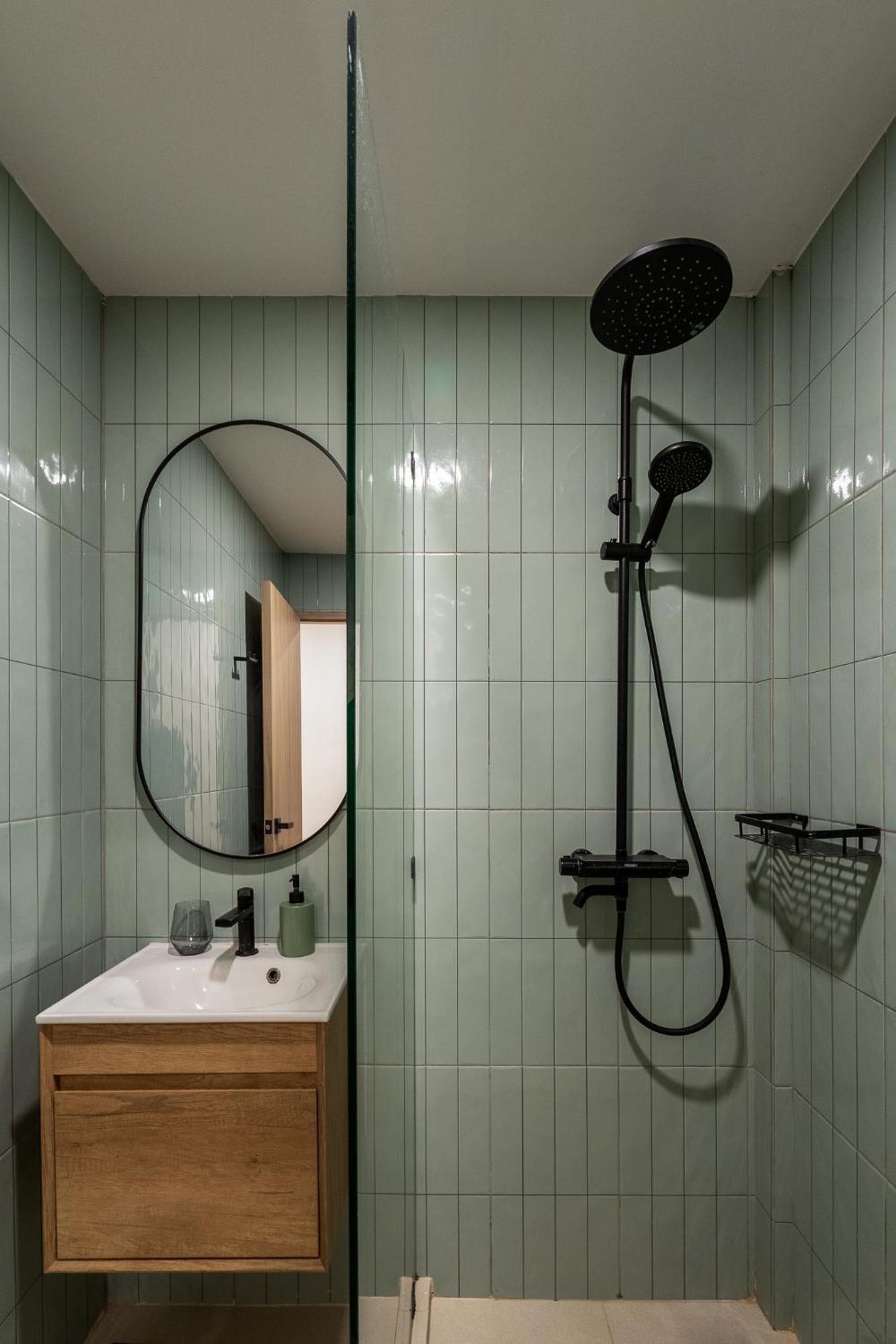 2 Bed 2 Bath / Luxury / 1 Min Walk To Bts Asok Căn hộ